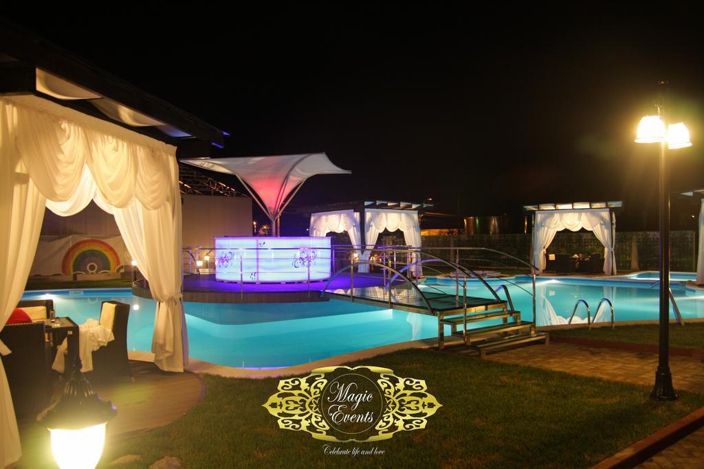Hotel Magic Gt Trivale Pitesti Ngoại thất bức ảnh